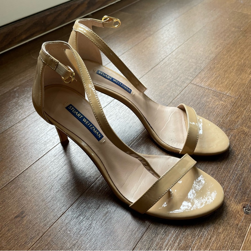 Stuart Weitzman Beige Patent Leather Strap Sandals Heels Size 7